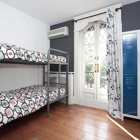 Hostel Diagonal House *