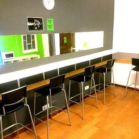 Hostel Diagonal House *