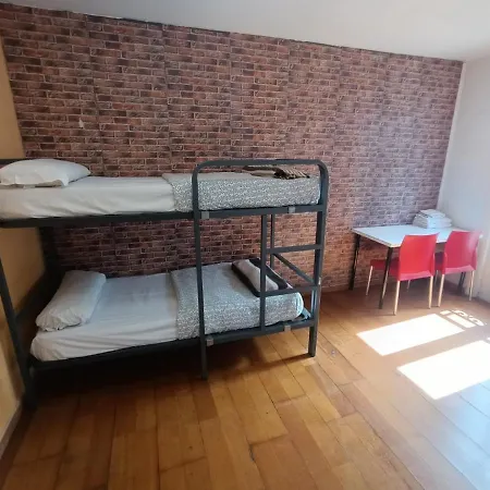 Diagonal House Hostal Barcelona