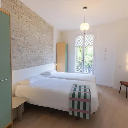 אכסניה Casa Nido Diagonal ברצלונה
