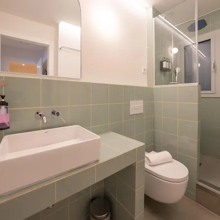 Casa Nido Diagonal بيت شباب