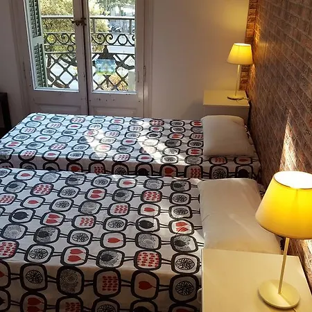 Hostel Diagonal House Barcelona