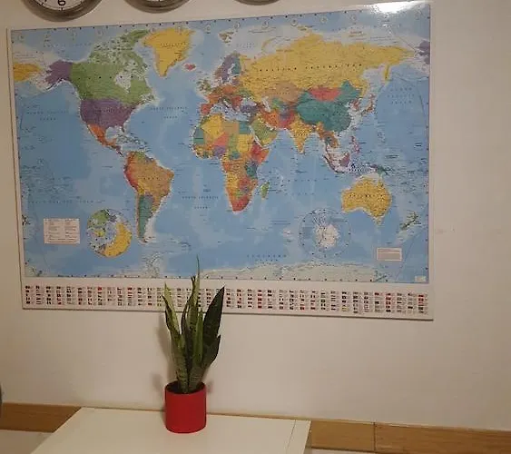 Diagonal House Vandrarhem