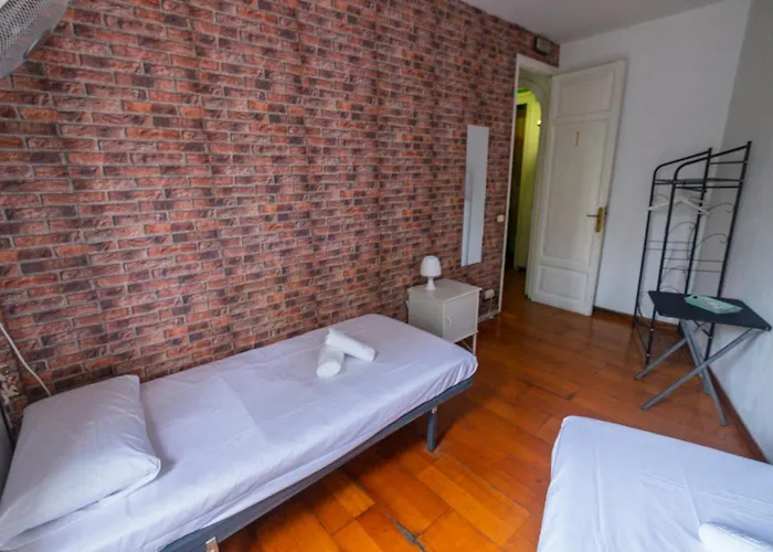 Vandrarhem Diagonal House