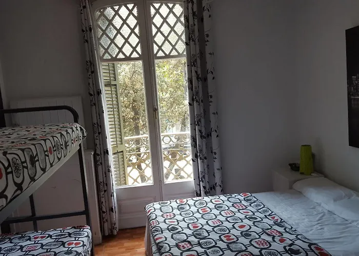 Vandrarhem Diagonal House *