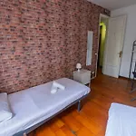 Hostel Diagonal House