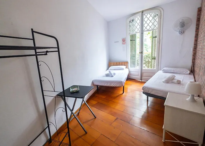 Diagonal House Hostel